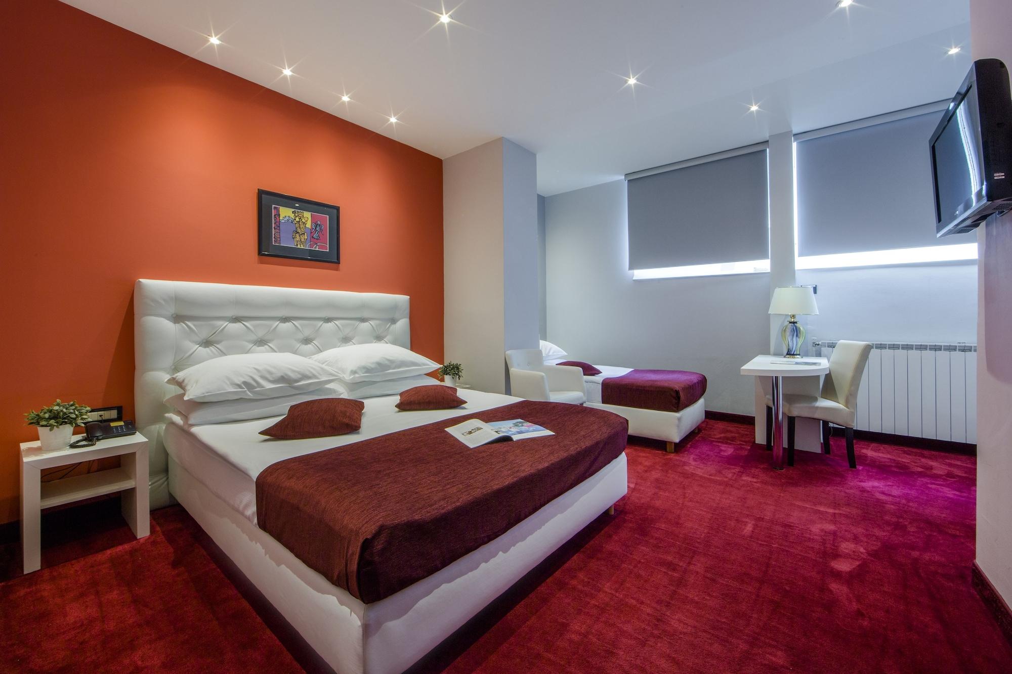 Hotel Central 3*